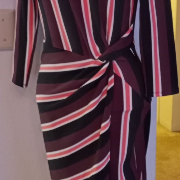 Socialite Multicolored Dress - Picture 4 of 15